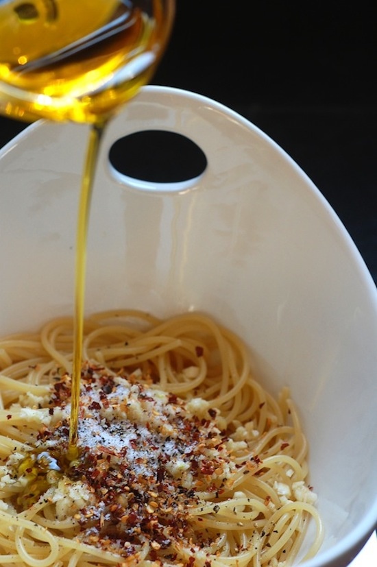 Photo:  spaghetti aglio olio e peperoncino 